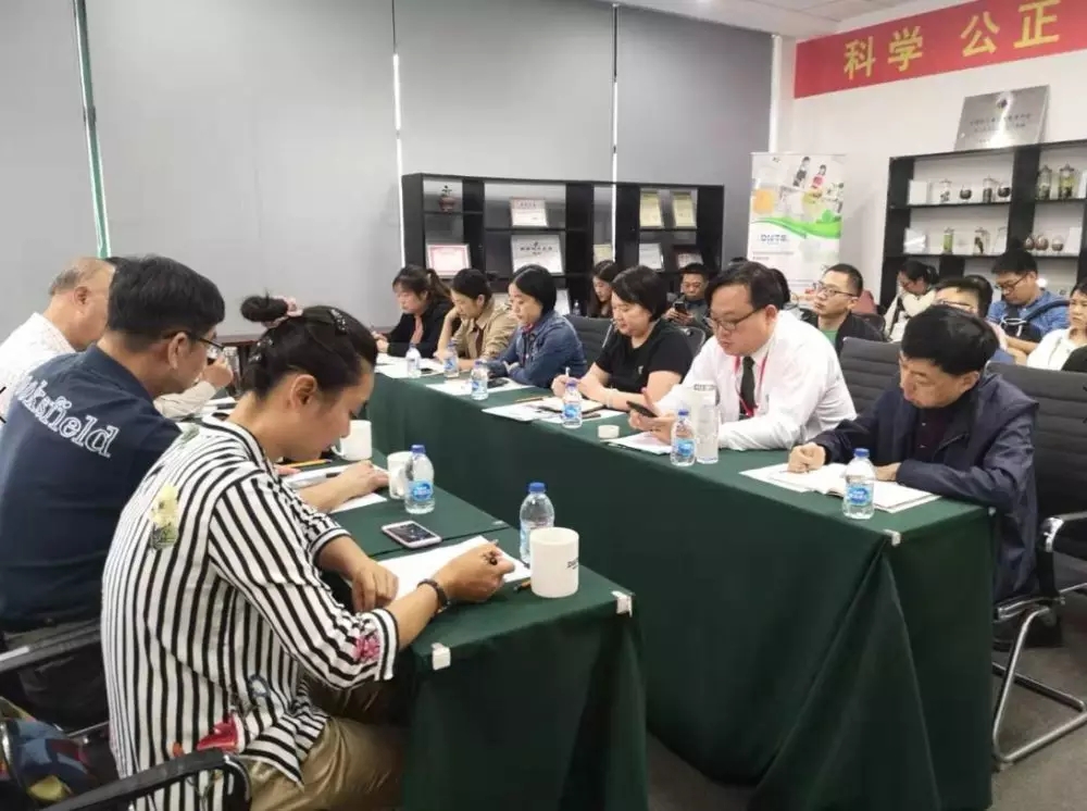 德諾檢測成功承辦2019年上海奶協(xié)乳品加工委員會第三季度工作例會